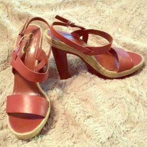 Jessica Simpson heels